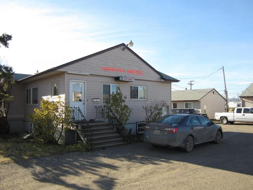 Midtown Motel On Alaska Ave 道森克里克 外观 照片